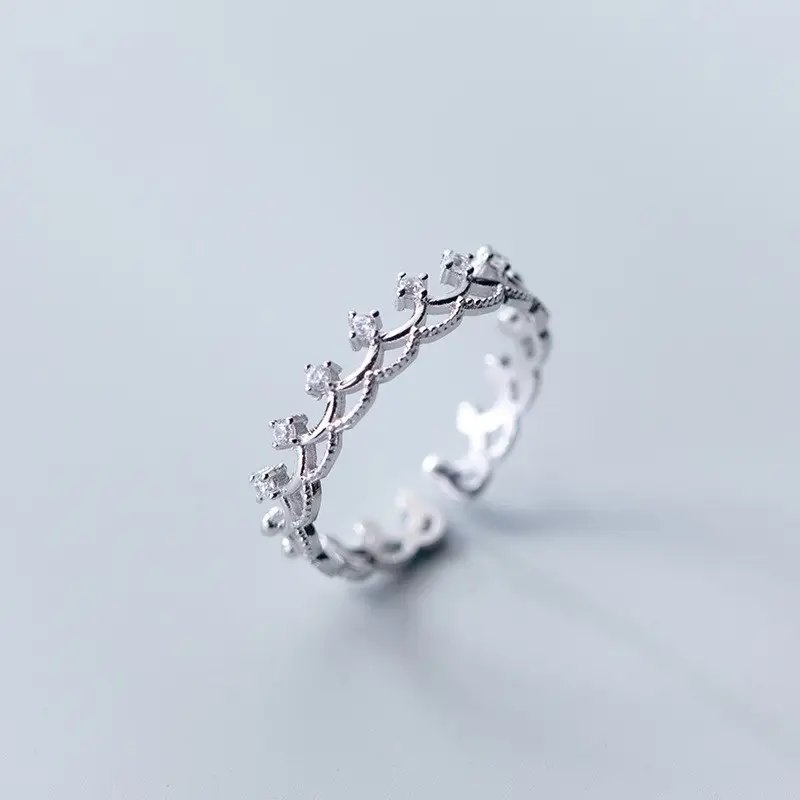 925 Sterling Silver Crown of Confidence Ring
